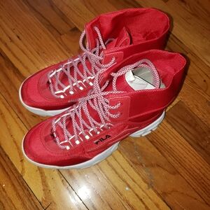 High top FILA SNEAKERS( size9)